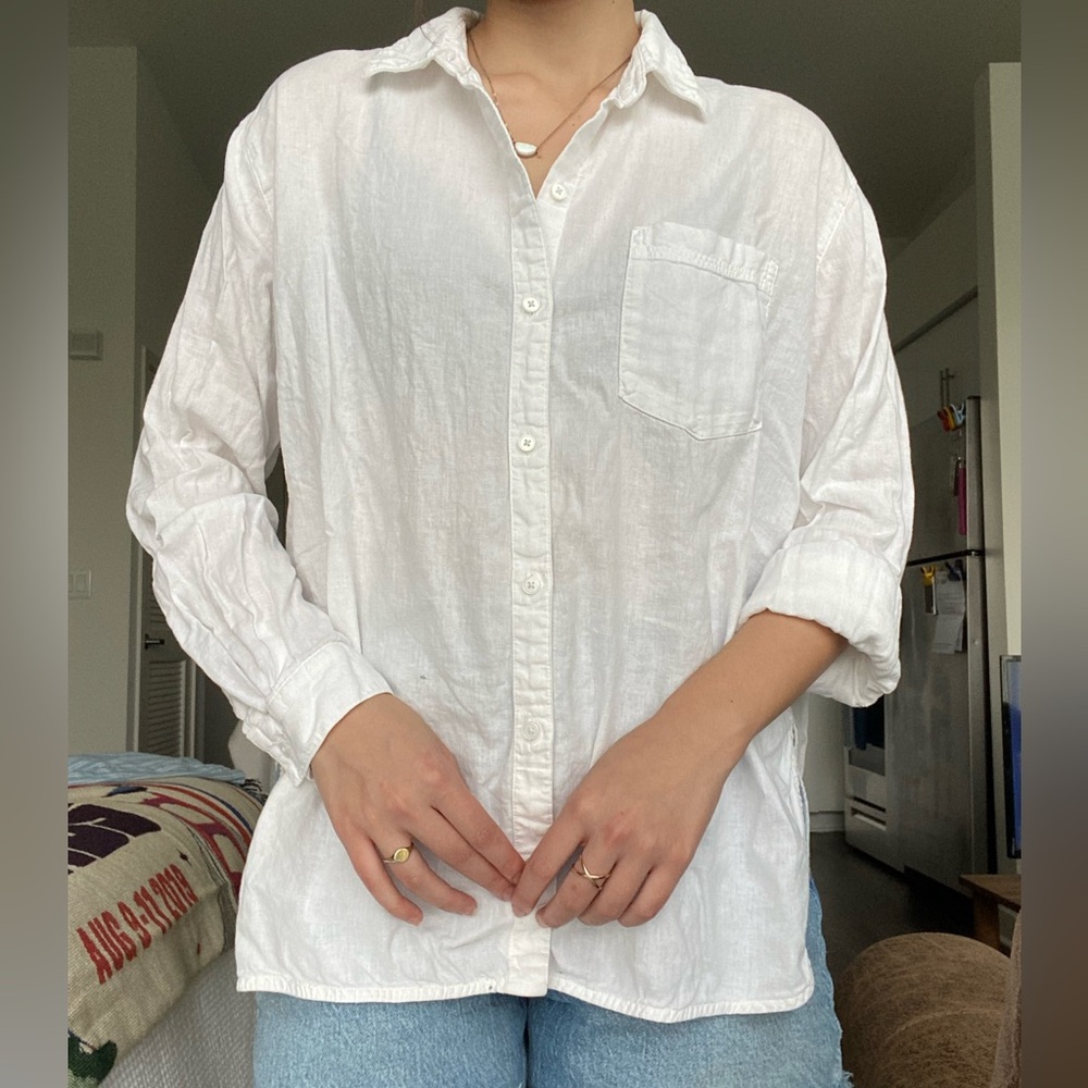 Old Navy White Button Down Shirt